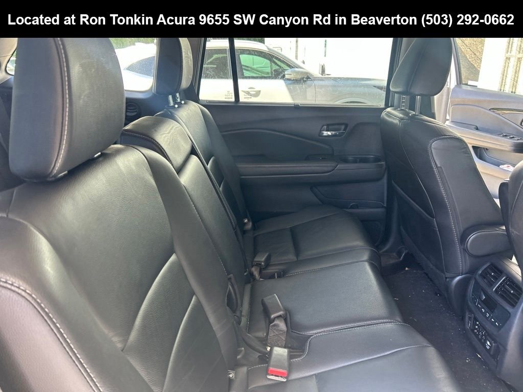 Used 2018 White Diamond Pearl Honda Touring image 14