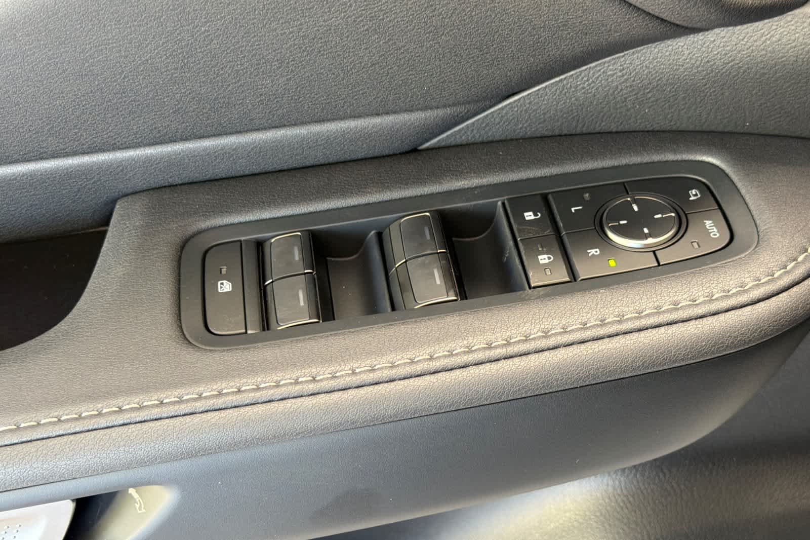 New 2026 Wind Chill Pearl Lexus  350 PREMIUM AWD image 13