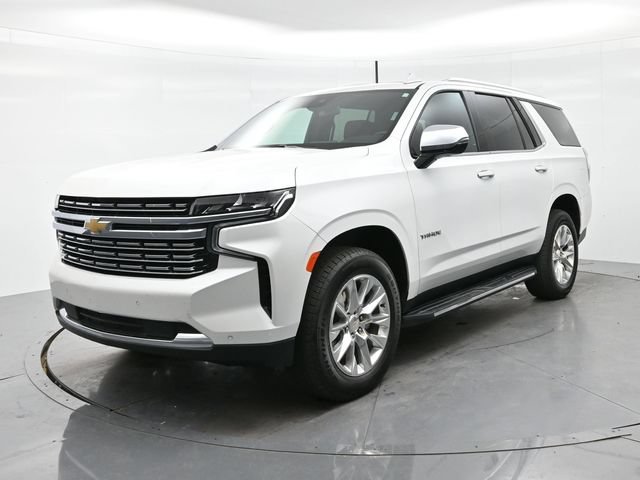 Used 2024 Iridescent Pearl Tricoat Chevrolet Premier image 3