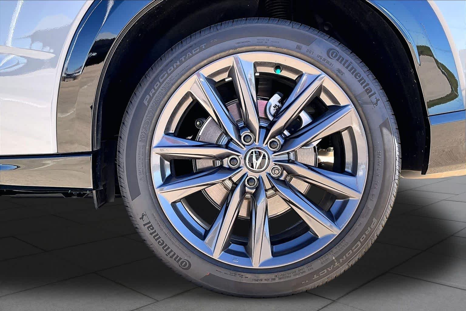 Used 2025 Urban Gray Pearl Acura w/A-Spec Package image 11