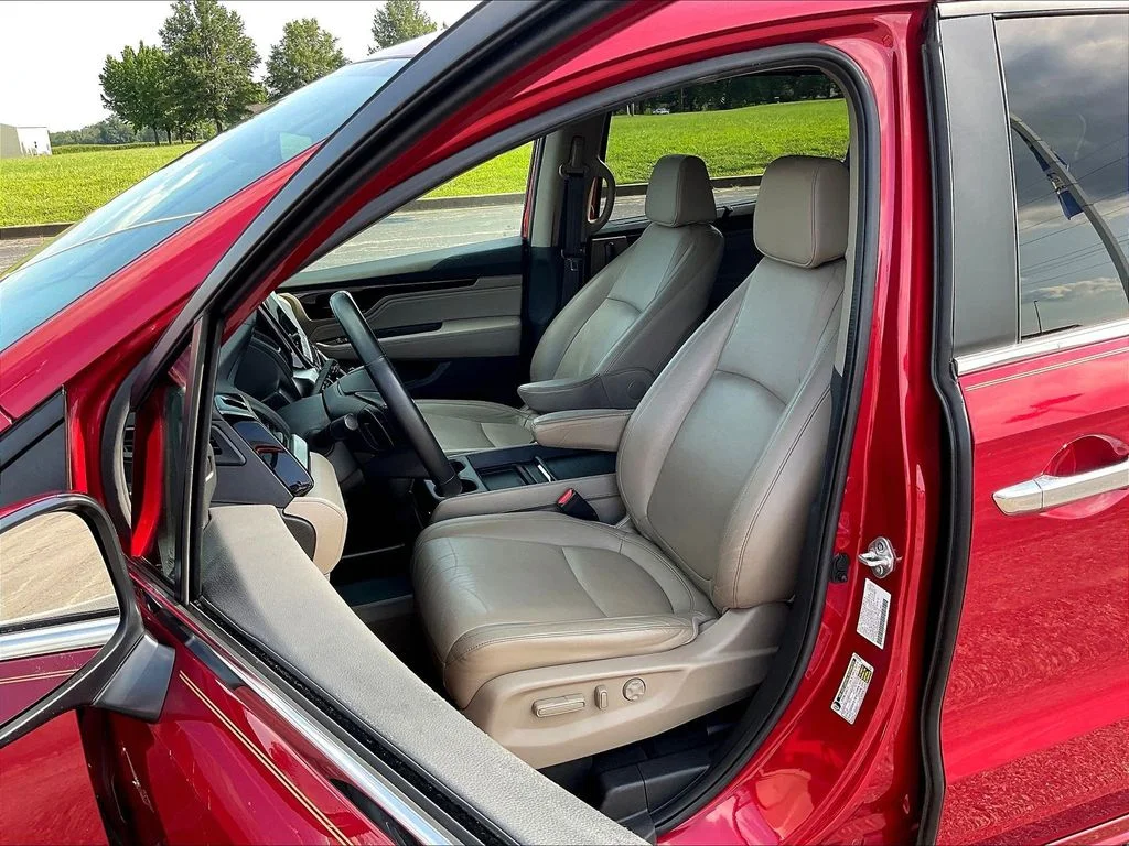 Certified Used 2022 Radiant Red Metallic II Honda Touring image 12