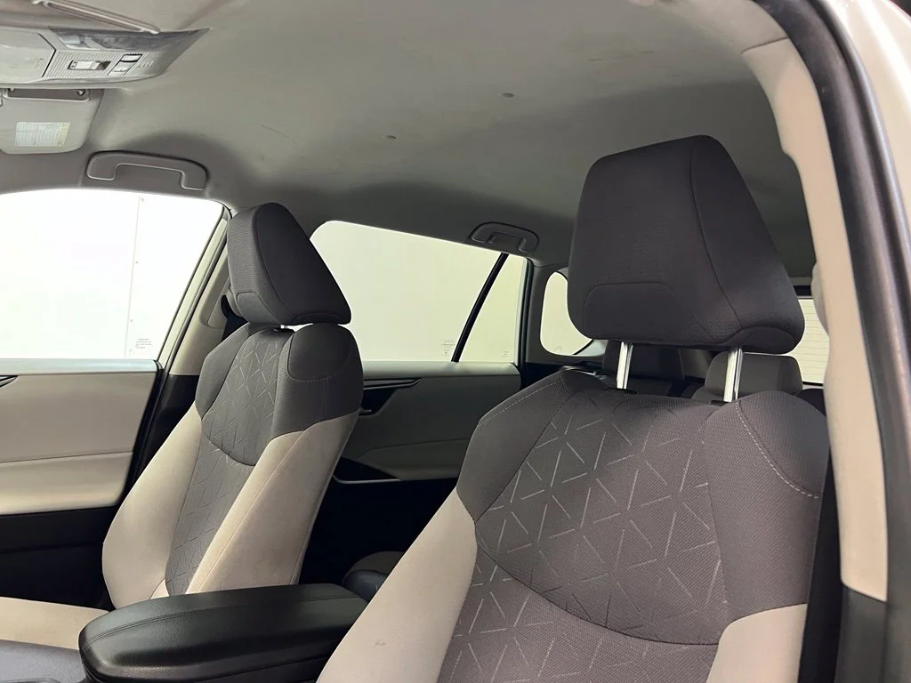Certified Used 2022 White Toyota XLE image 16