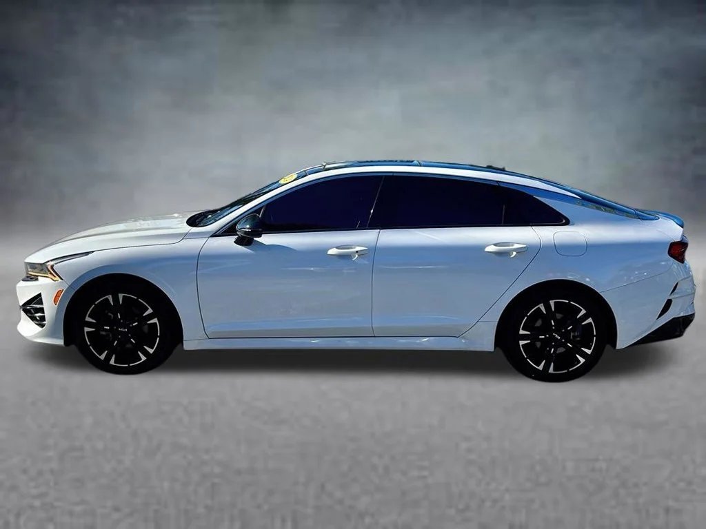 Certified Used 2024 Glacial White Pearl Kia GT-Line image 9
