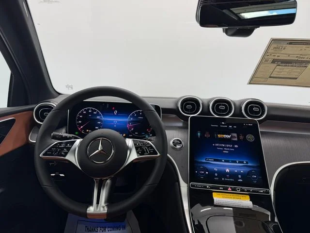 New 2026  Mercedes-Benz GLC 300 image 3