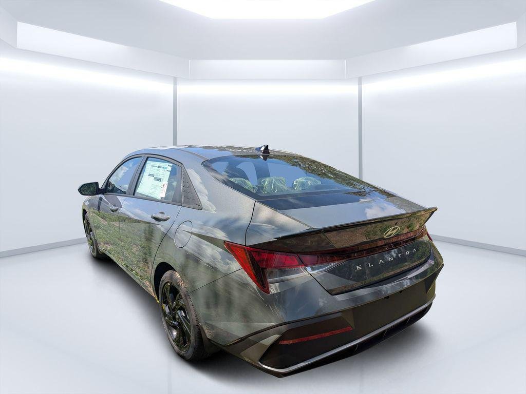 New 2026 Gray Hyundai SEL Sport image 5