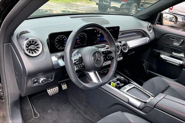 Used 2024 Black Mercedes-Benz GLB 250 image 14