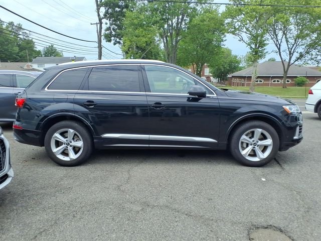 Used 2022 Black Audi 55 Premium image 9