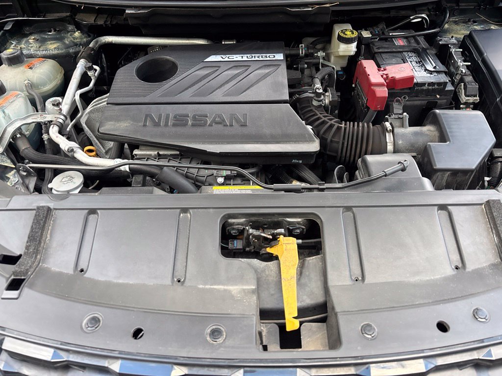 Used 2023 Gray Nissan SL image 12