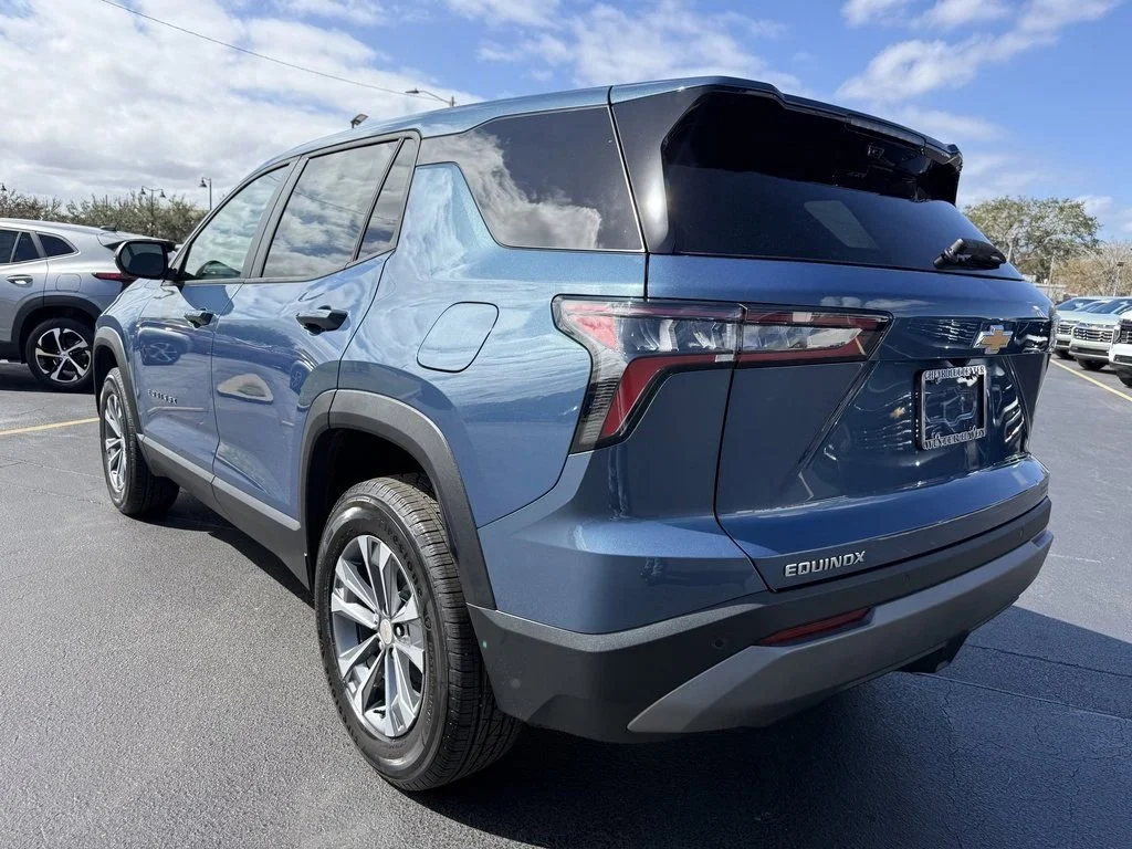 2026 Chevrolet Equinox LT - Photo 6