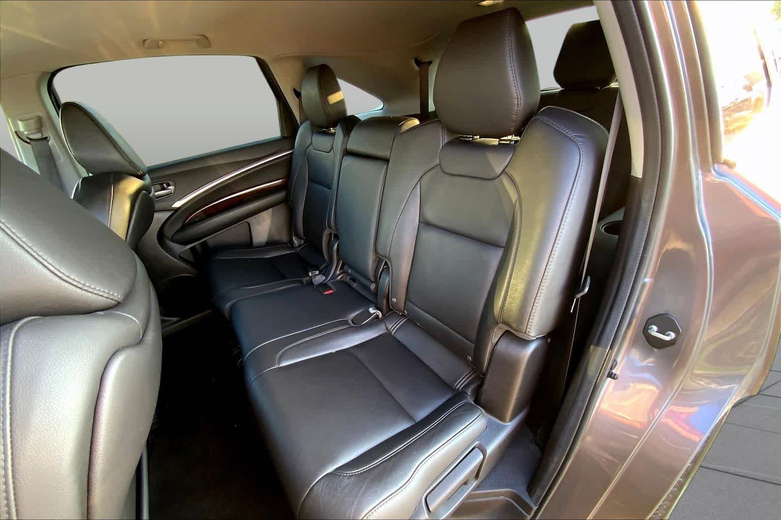 Used 2020 Modern Steel Metallic Acura  image 18
