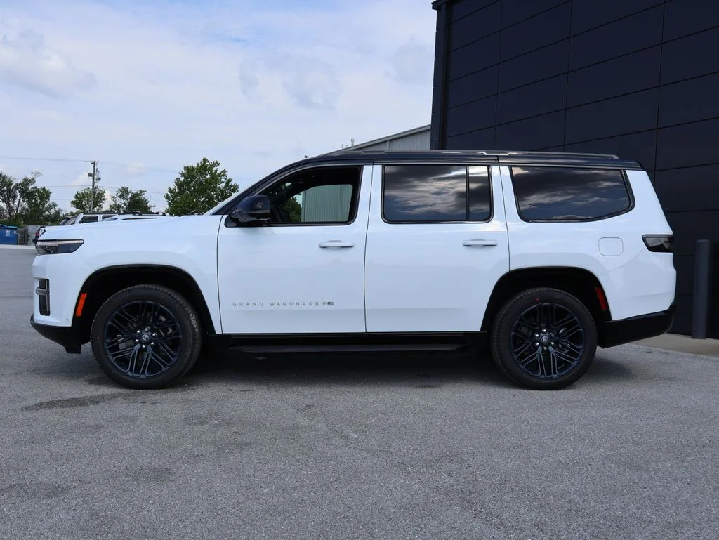 New 2026 Bright White Clear-Coat Exterior Paint Jeep 85th Anniversary Edition image 2