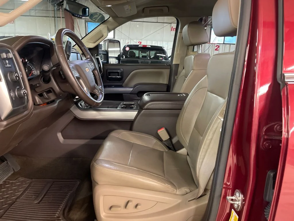 Used 2015 Red Chevrolet LTZ image 13