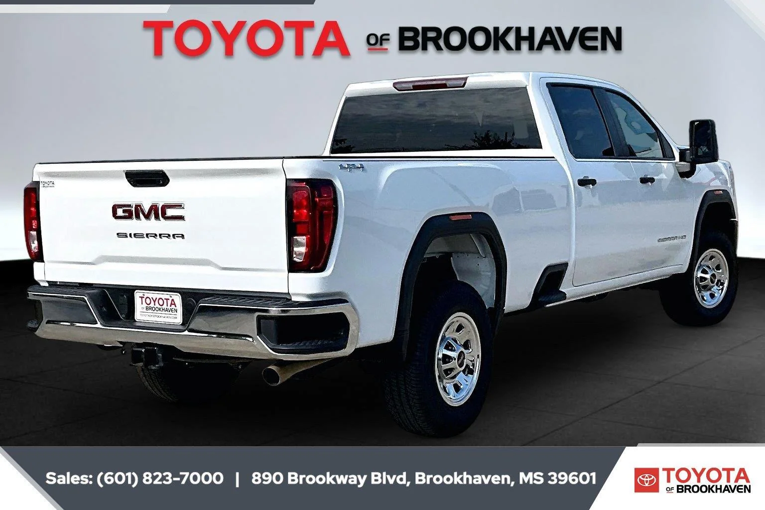 Used 2026 Summit White GMC Pro image 11
