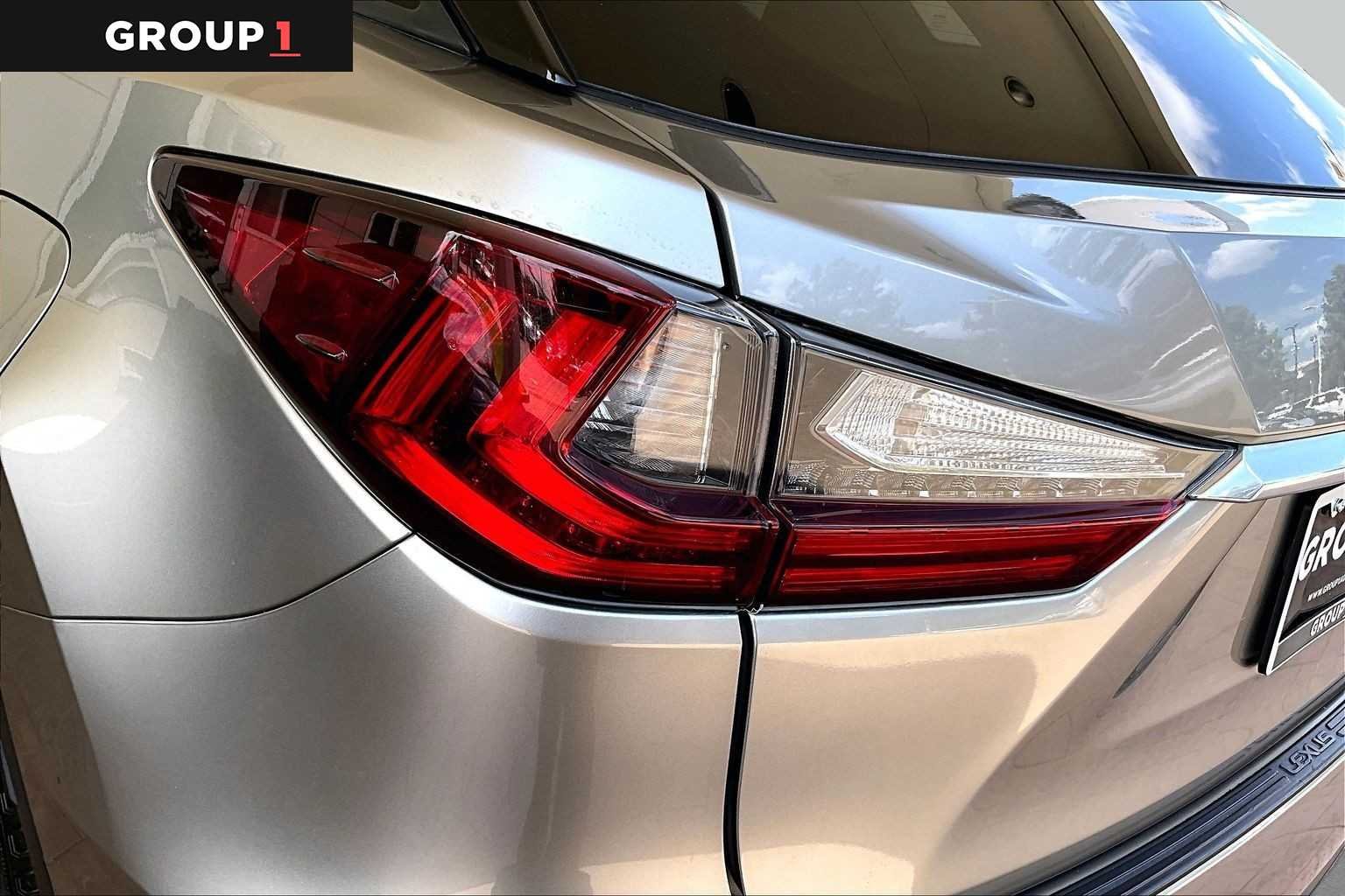 Used 2021 Atomic Silver Lexus  image 26