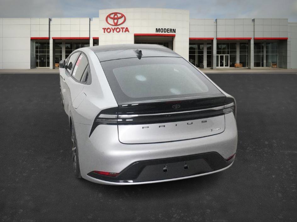 New 2026 Cutting Edge Toyota XSE Premium image 16