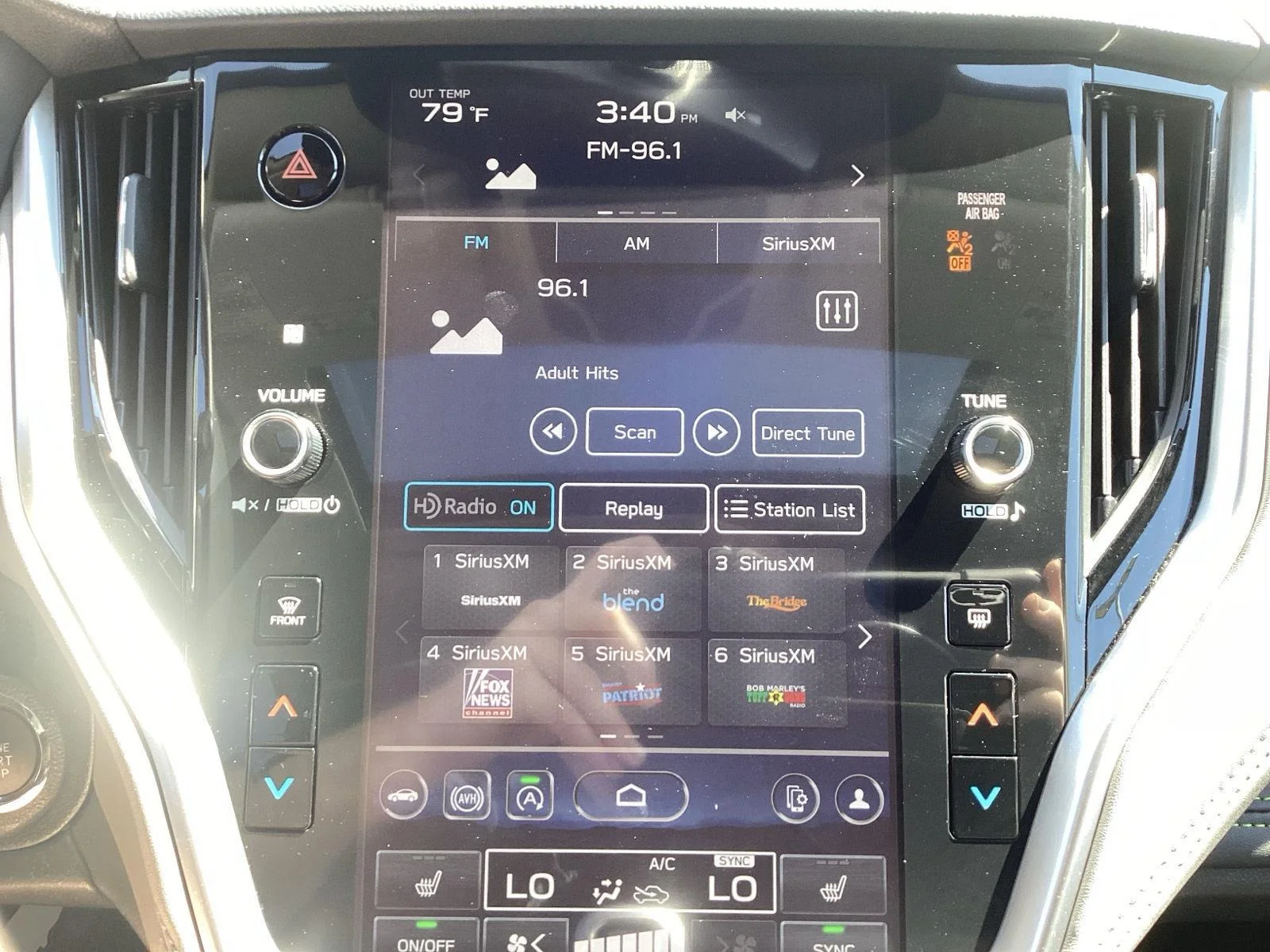 Used 2025 Autumn Green Metallic Subaru Onyx Edition image 21