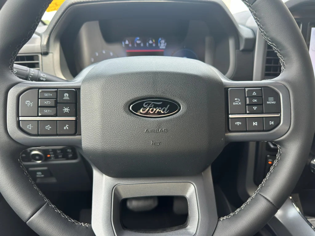 New 2026 Iconic Silver Metallic Ford XLT image 15