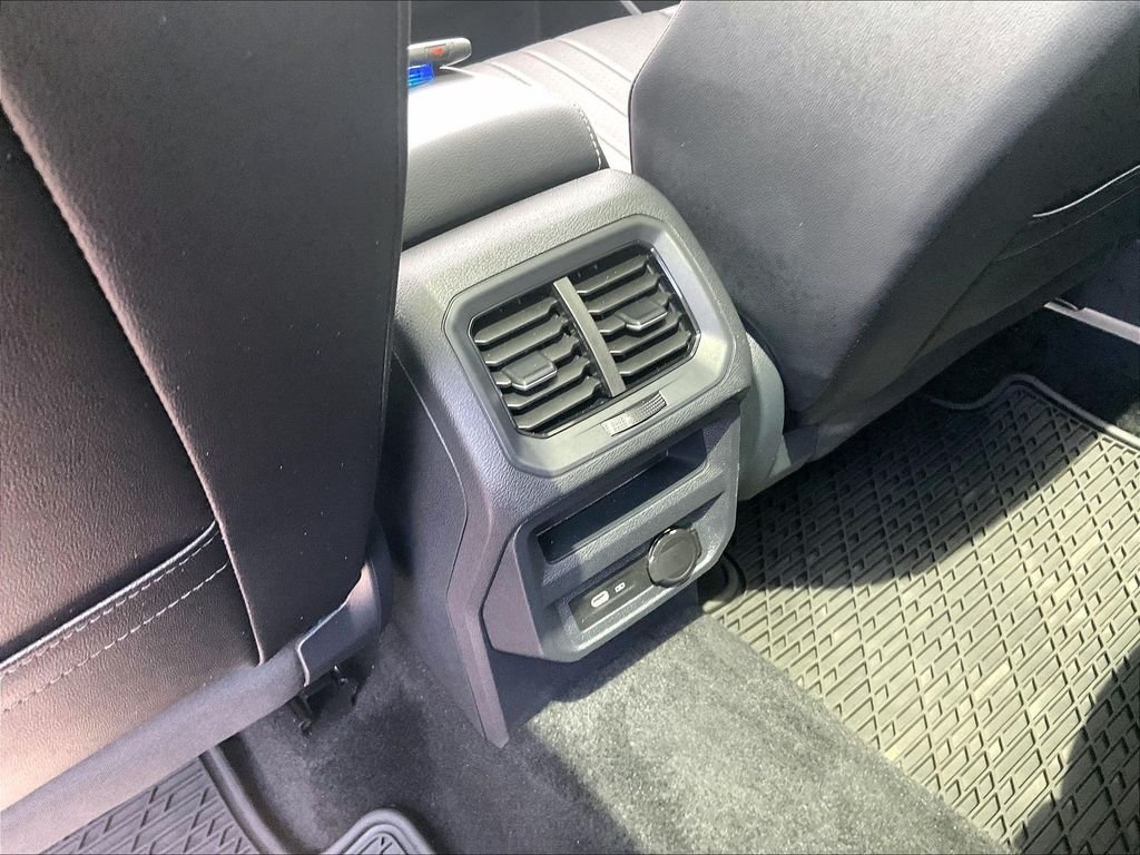 Used 2024 Gray Volkswagen 2.0T SE image 26
