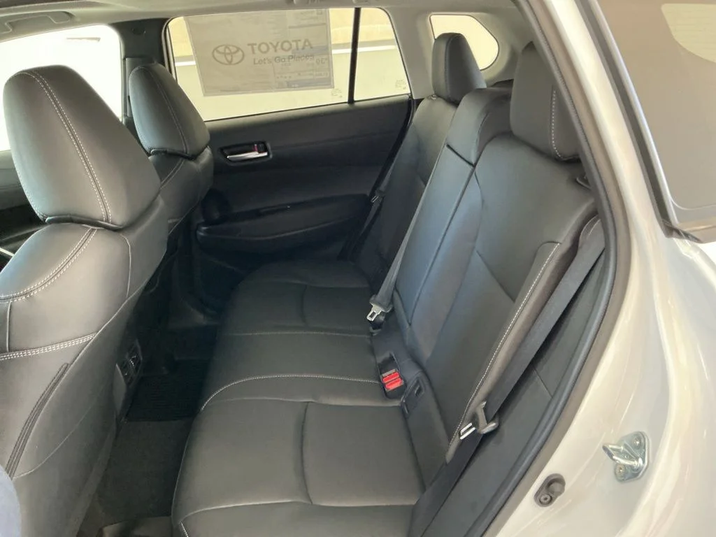 2026 Toyota Corolla Cross XLE - Photo 20