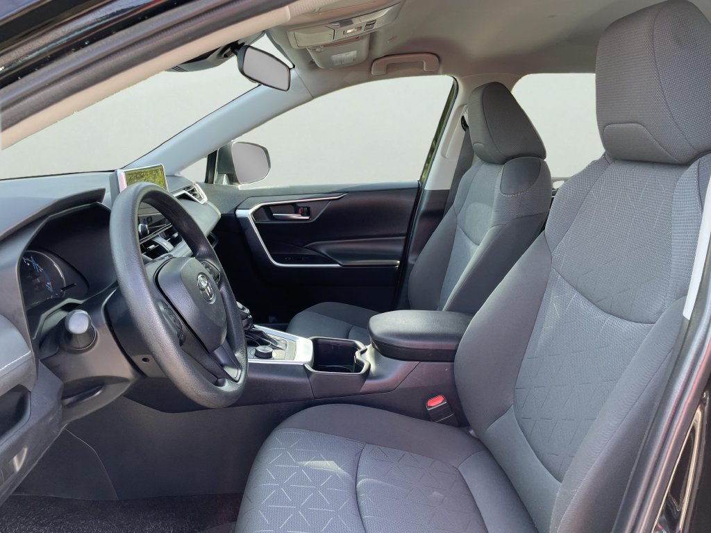 Used 2025 Midnight Black Metallic Toyota XLE image 10