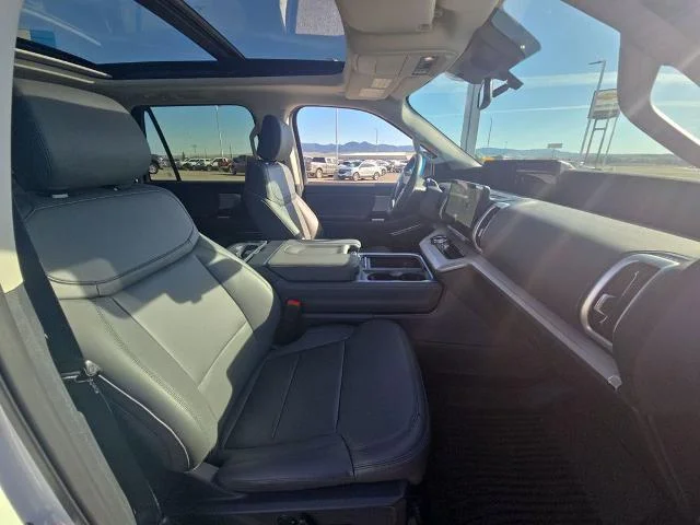 New 2026 Star White Metallic Tri-Coat Ford MAX Active image 46