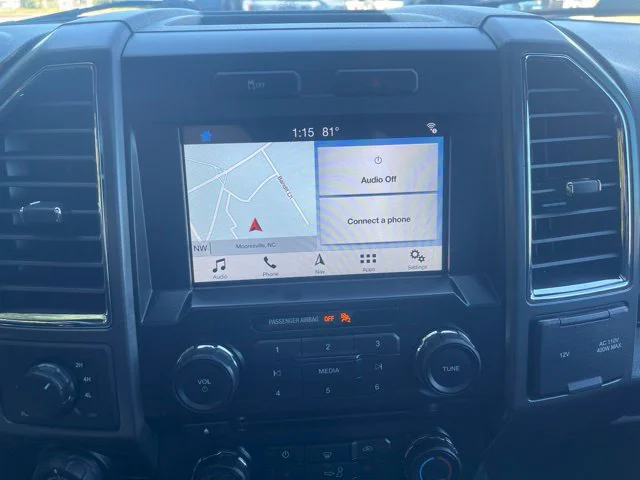 Used 2016 Gray Ford XLT image 12