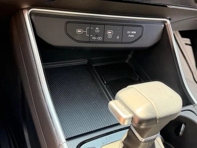 Used 2025 White Kia SX image 27