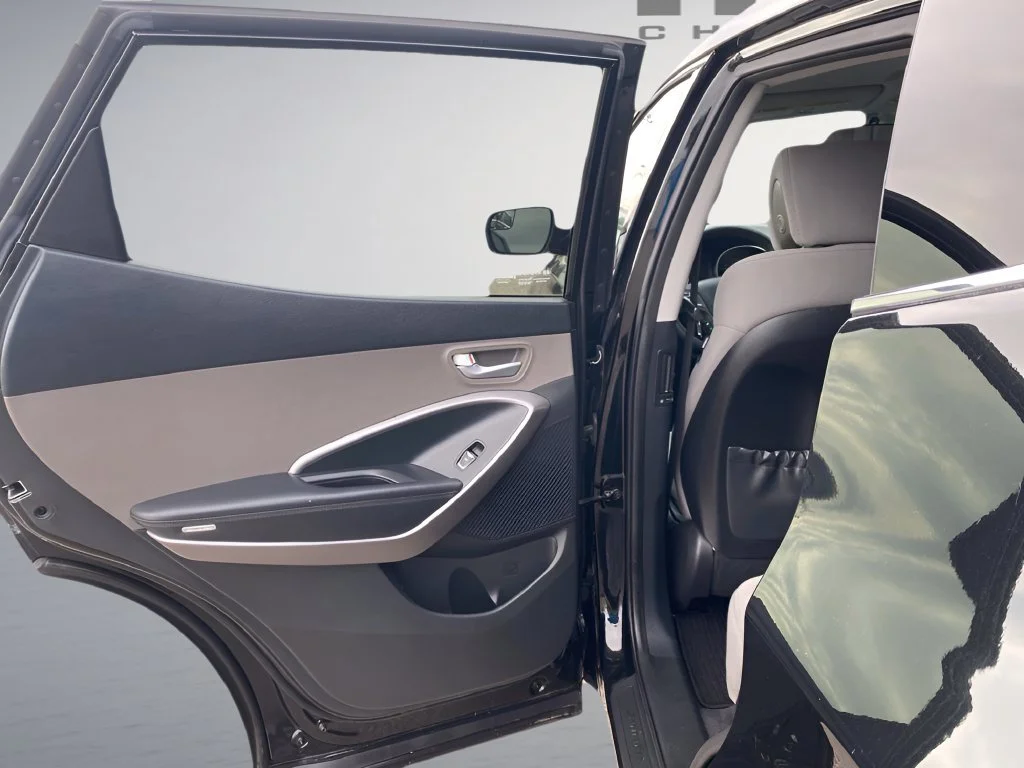 Used 2015  Hyundai  image 15