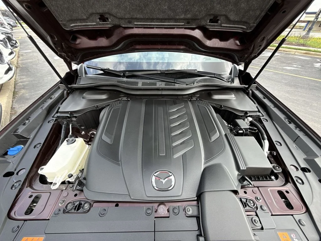 Used 2024 Red Mazda 3.3 Turbo Premium Plus image 30