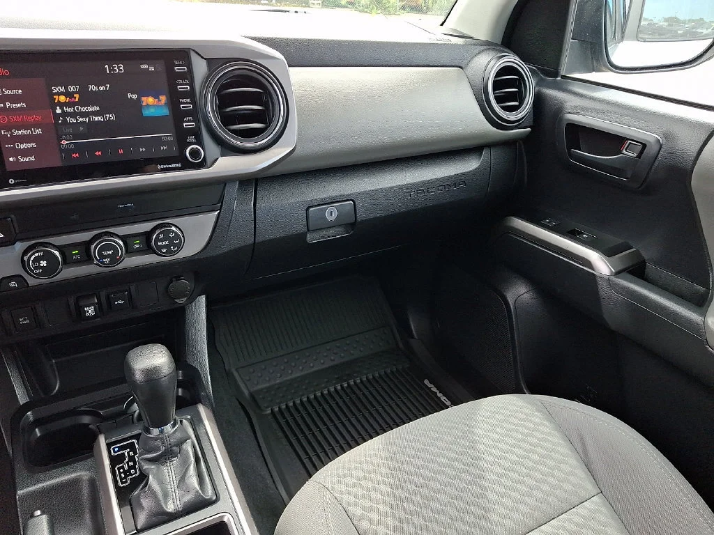 Used 2020 Silver Sky Metallic Toyota SR5 image 17