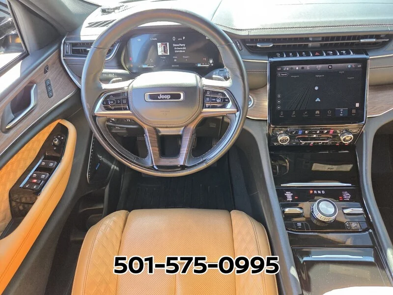 Used 2023 Silver JEEP SUMMIT 4X4 image 15
