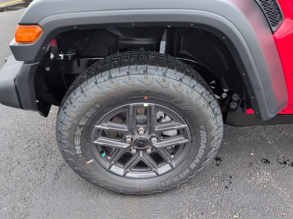 New 2026 Firecracker Red Clear-Coat Exterior Paint Jeep Sport S image 13