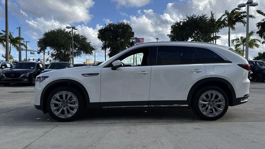 2025 Mazda CX-90 Premium Plus Package - Photo 27