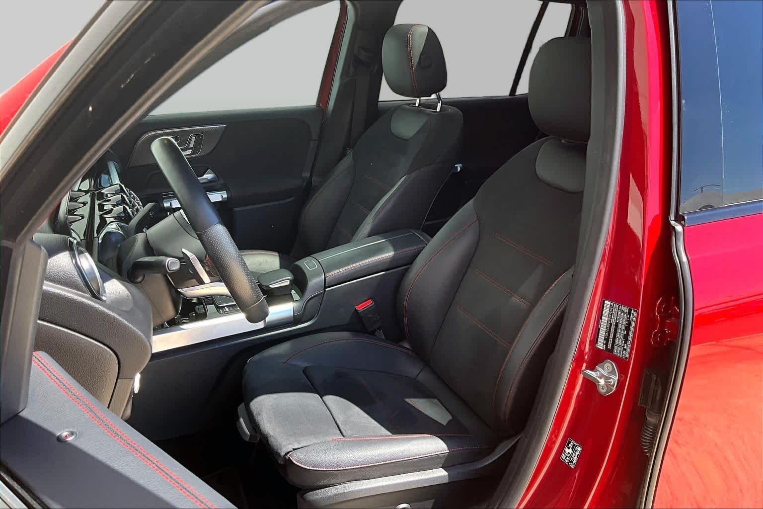 Certified Pre-Owned 2021 Mercedes-Benz GLB 250