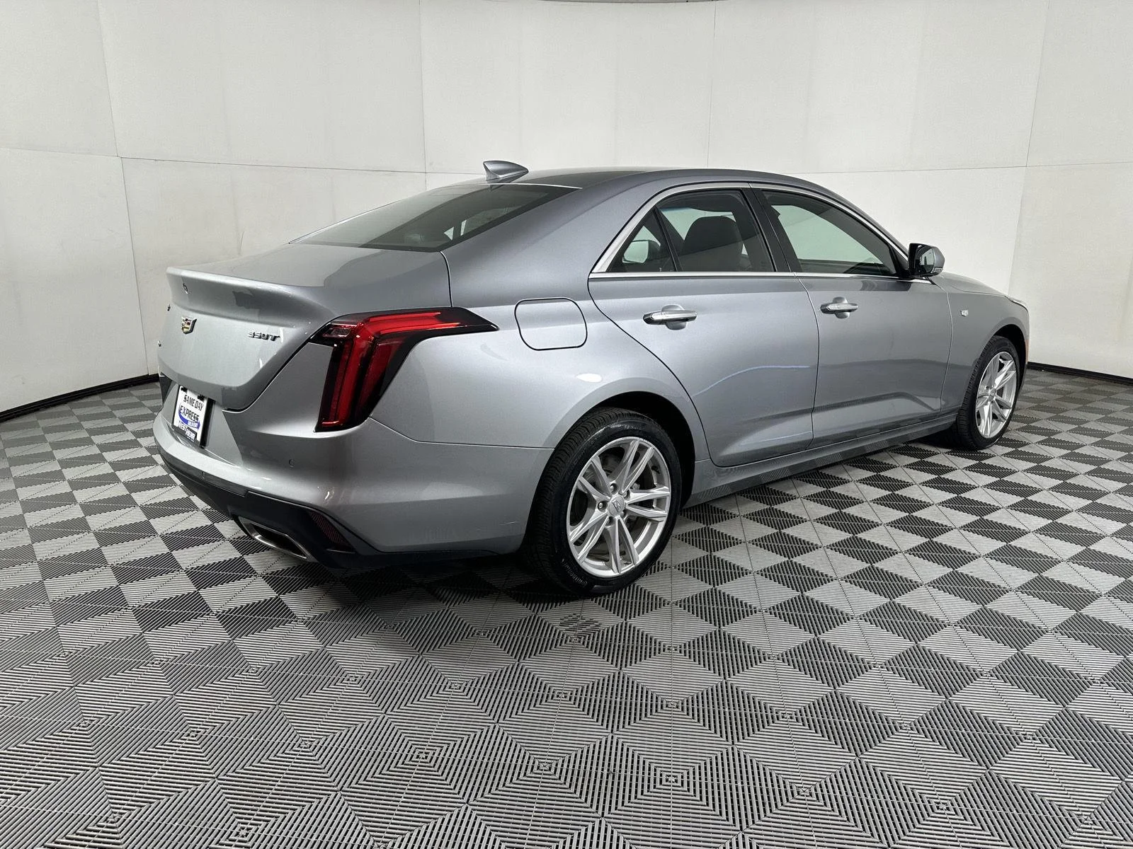 Used 2024 Argent Silver Metallic Cadillac Luxury image 7