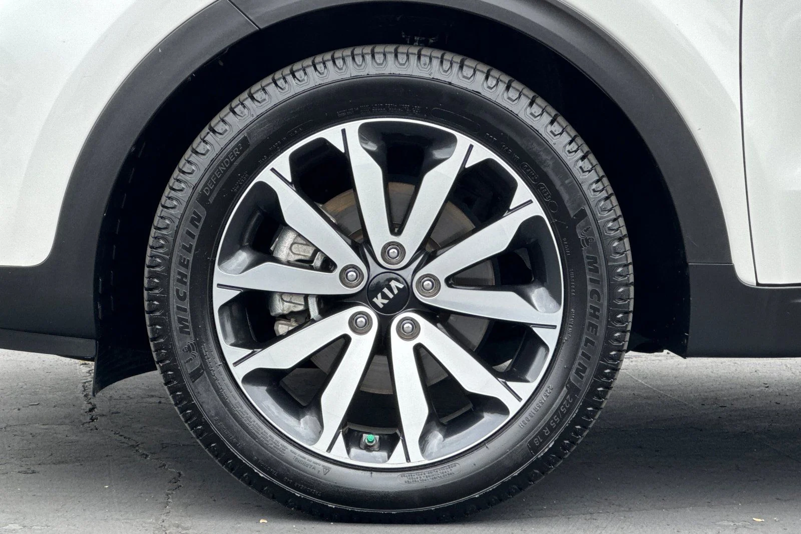 Certified Used 2019 Snow White Pearl Kia EX image 36
