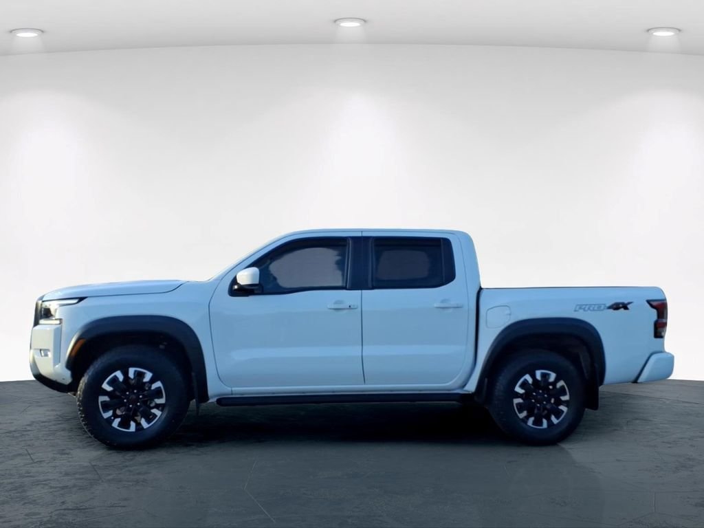Used 2024 White Nissan PRO-4X image 14