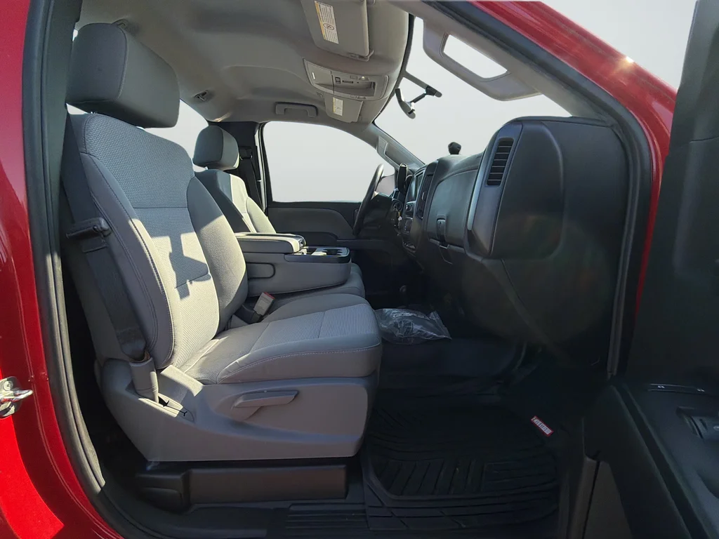 Used 2018 Red Chevrolet Work Truck image 24
