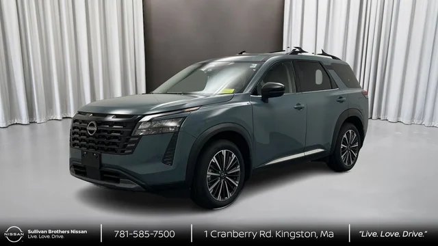 2026 Nissan Pathfinder Platinum 4WD's photo