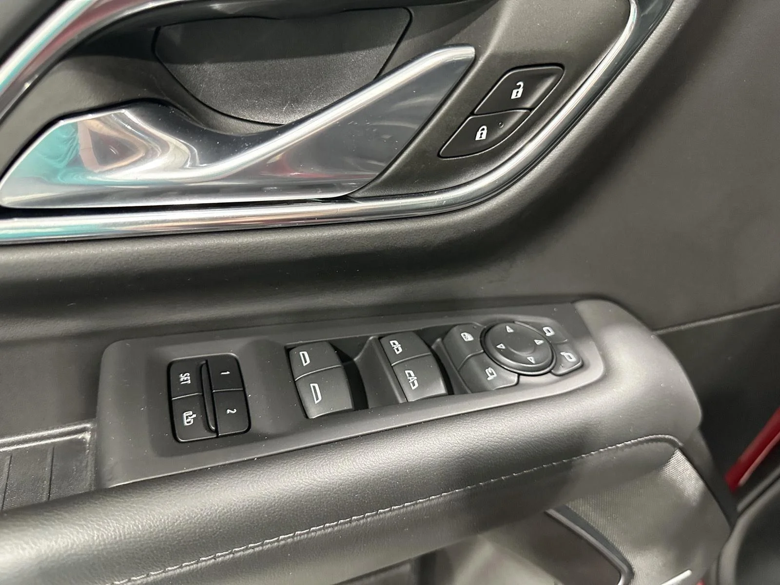 Used 2023 Radiant Red Tintcoat Chevrolet LT image 23
