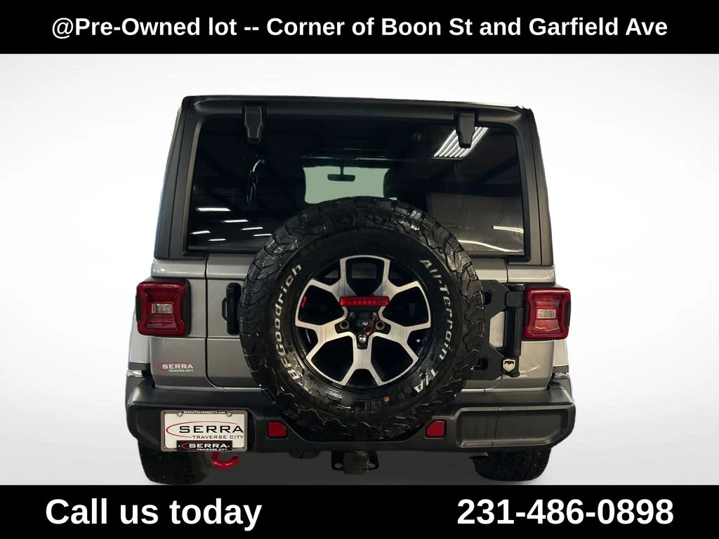 Used 2021 Silver Jeep Unlimited Rubicon image 4