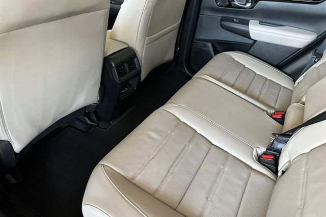 New 2026 Platinum White Pearl Honda EX-L image 10