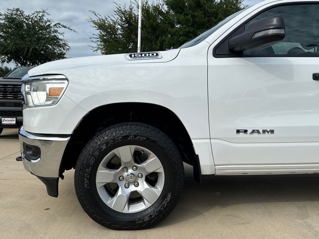 Used 2023 White Ram Big Horn/Lone Star image 4