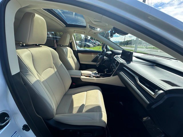 Used 2022 White Lexus 450h image 28