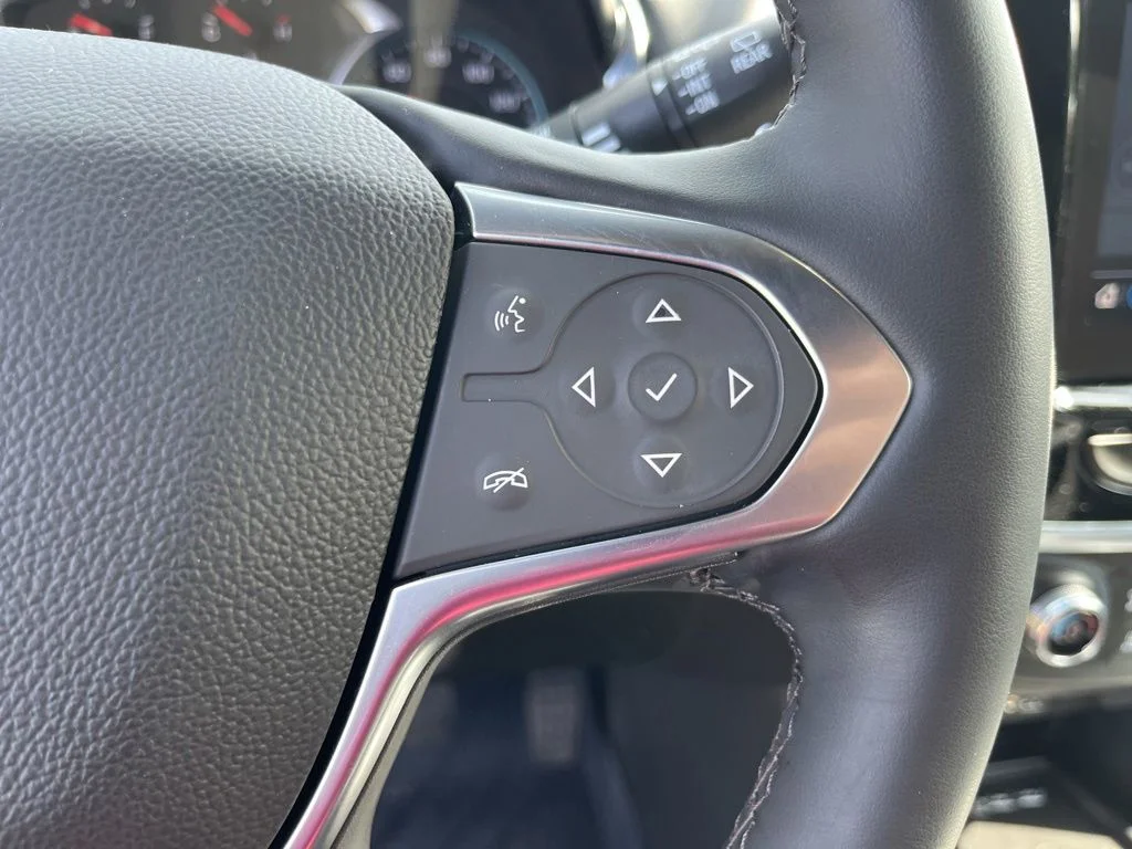 Used 2023 Red Chevrolet RS image 20