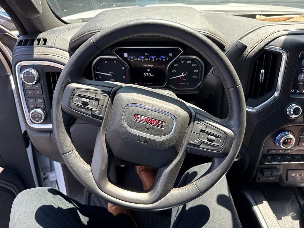Used 2022 White GMC AT4 image 7