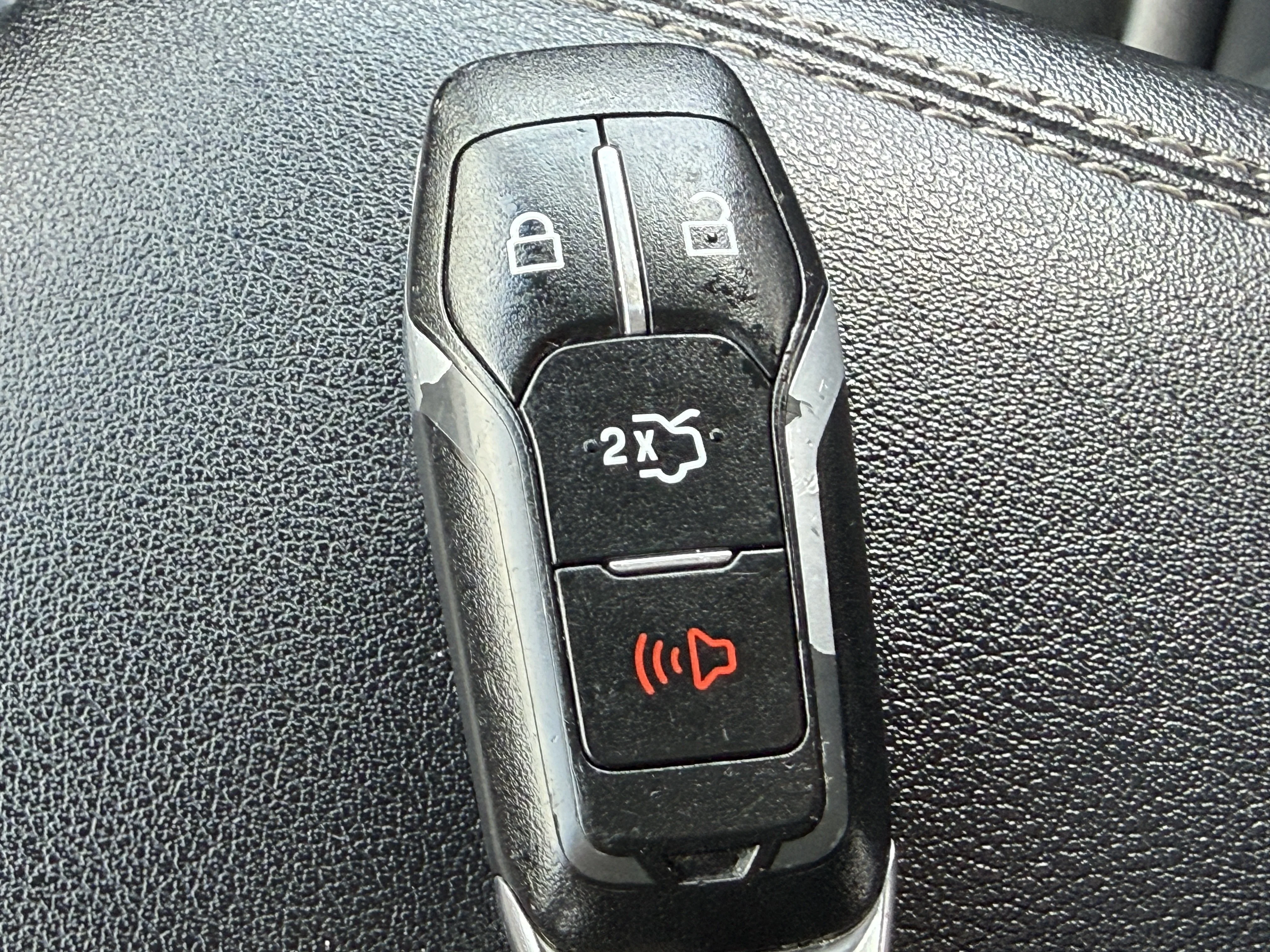 Used 2016 Gray Ford Titanium image 33