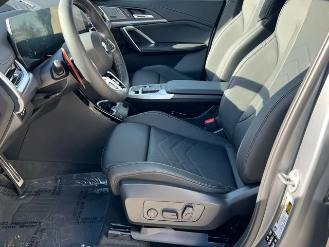 2026 BMW X1 M35i - Photo 19