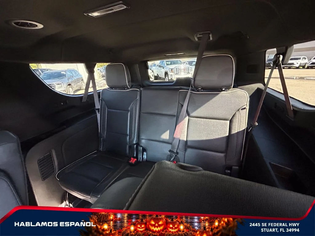Used 2024 Black Chevrolet Premier image 31
