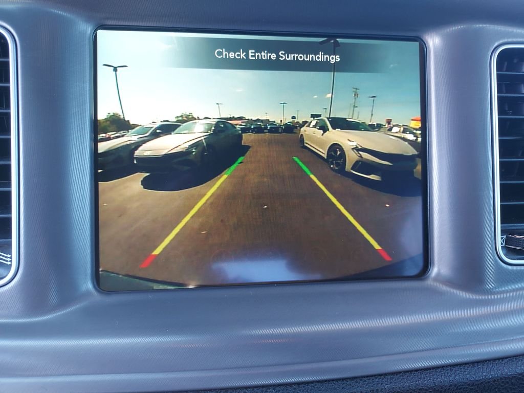 Used 2023 Black Dodge SXT image 22